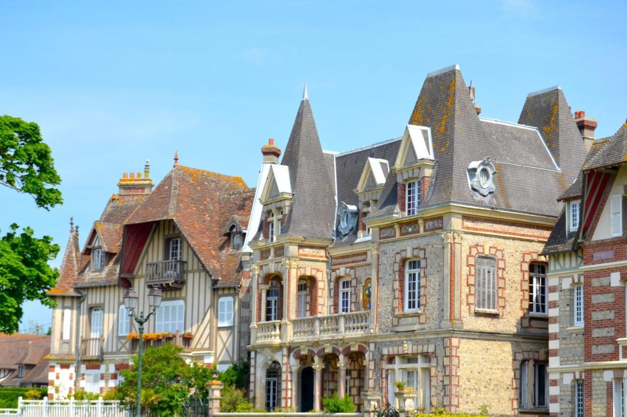 Charmant 2 Pieces A 500 M Des Plages Et Du Centre Кабур Экстерьер фото
